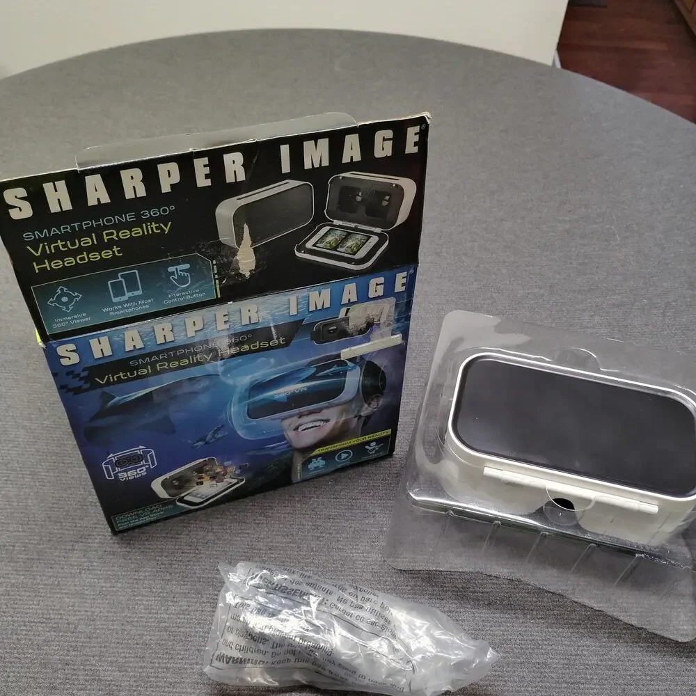 Sharper Image Smartphone VR Headset 360 Virtual Reality Viewer Built-in Audio